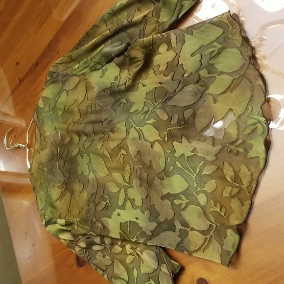 Vintage Laureate  Cropped, High/Low Top, Green Leaf, Cleaned, Size Small, $25 - Picture 8 of 9